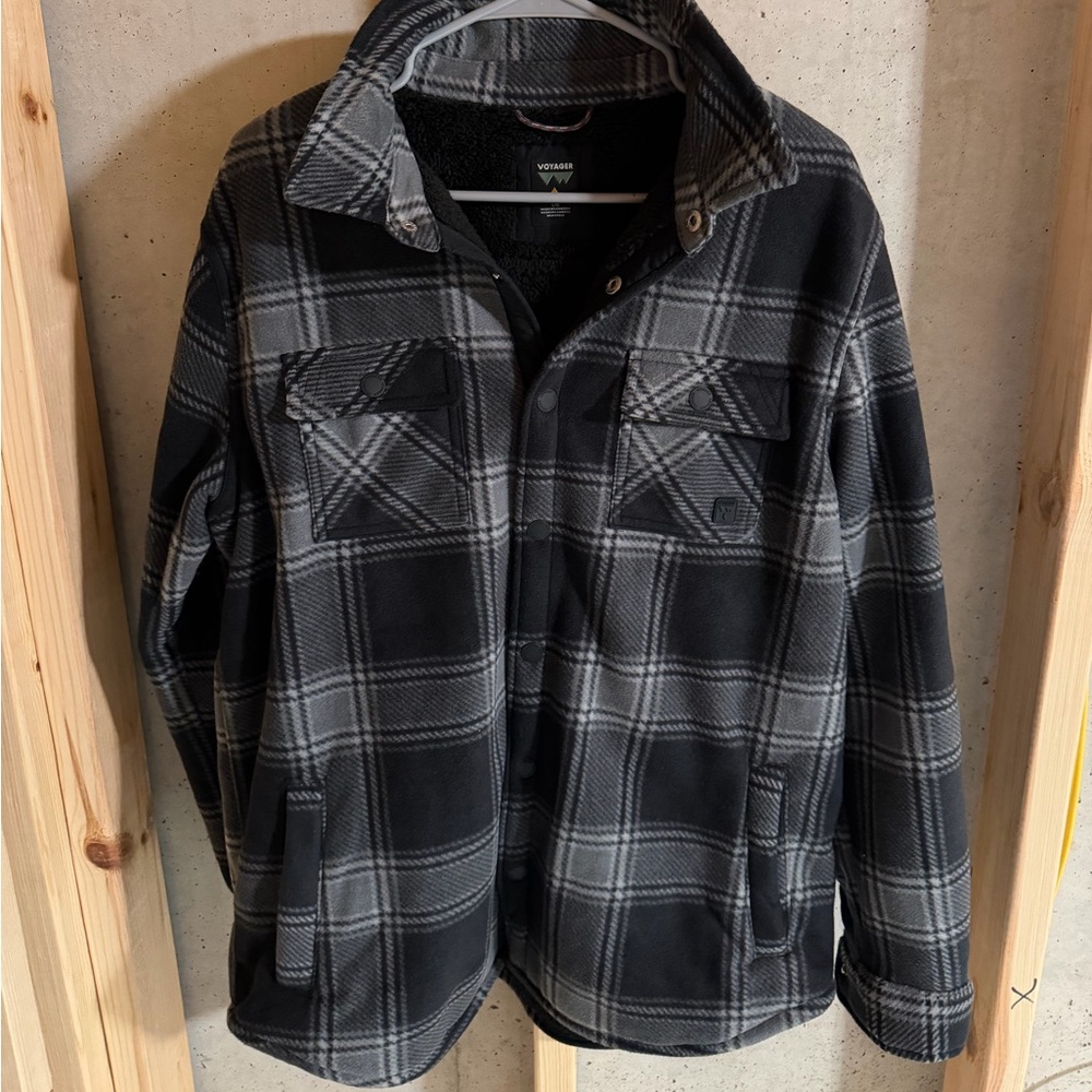 Voyager Men’s Fleece Lined Button Up Flannel Large